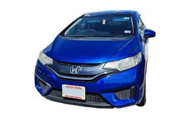 Rent Honda Fit Blue 5742 
